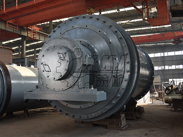 時產45噸石墨球磨機